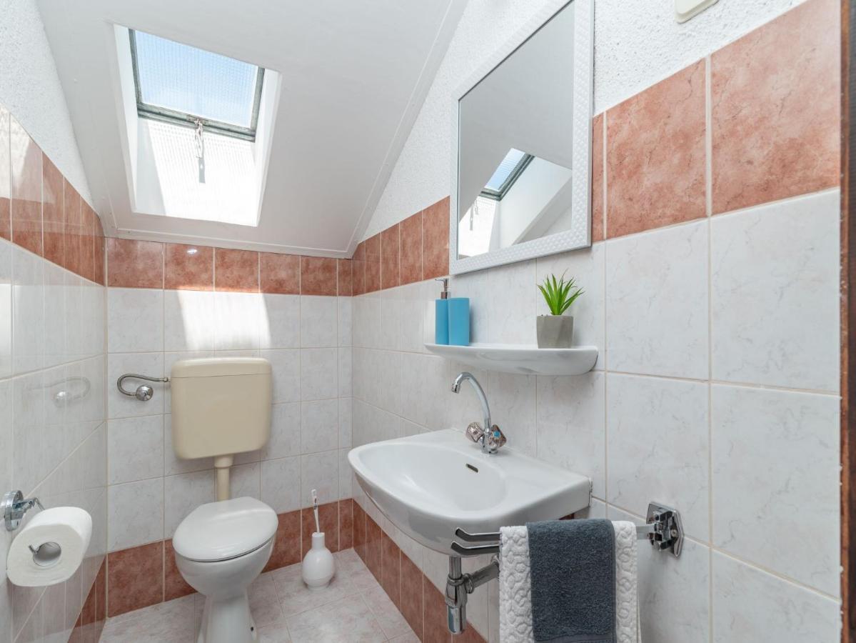 Scenic Sea View,Three Bedroom Villa With Pool 트로기르 외부 사진